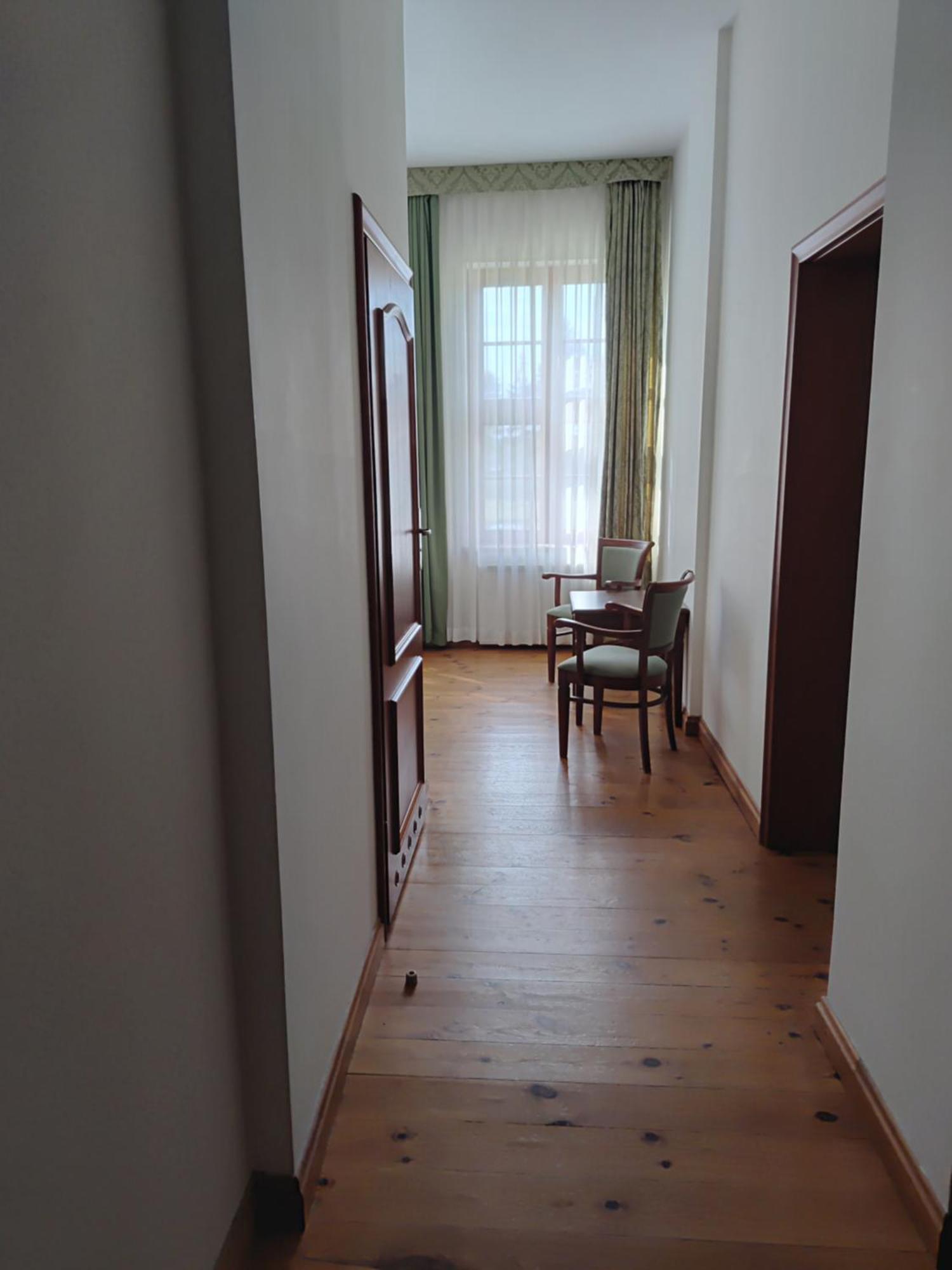 Palac W Rymaniu Dış mekan fotoğraf